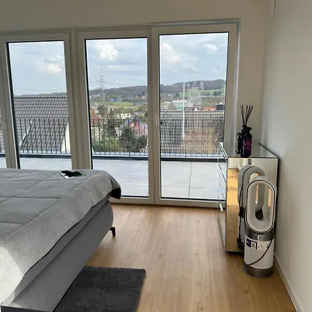 Διαμέρισμα Penthousewohnung Moebliert In Check In 15 Uhr Check Out 11 Uhr